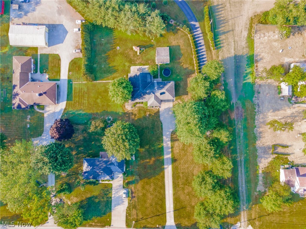 36477 Kinzel Road Avon, OH 44011 - Photo 3 of 34
