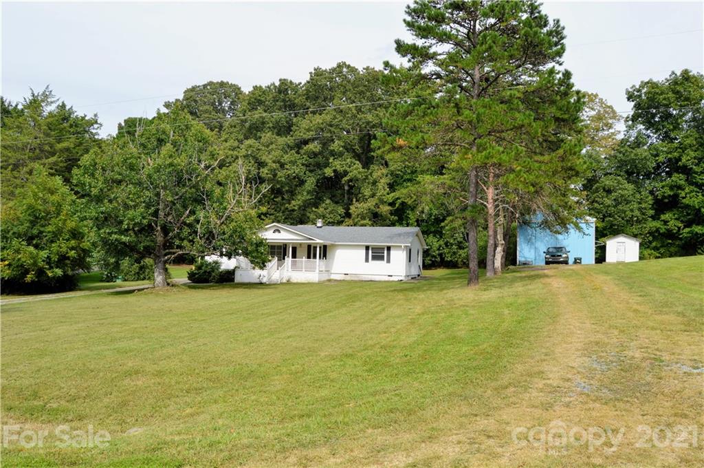 2433 Keziah Road, Unit 7 Matthews, NC 28105 - Photo 1 of 6 Gallery Image 1