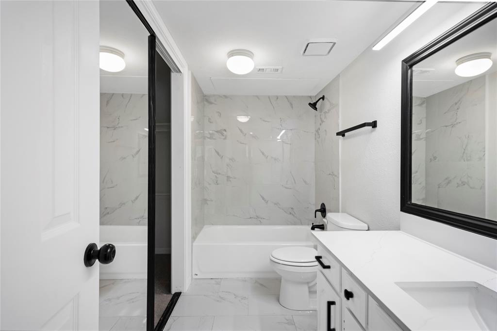 2835 Keller Springs Road, Unit 903 Carrollton, TX 75006 - Photo 15 of 19