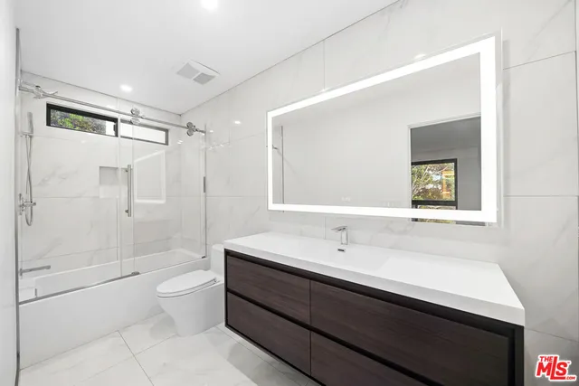 $11,995,000 | 32597 Pacific Coast Highway, Malibu, CA 90265