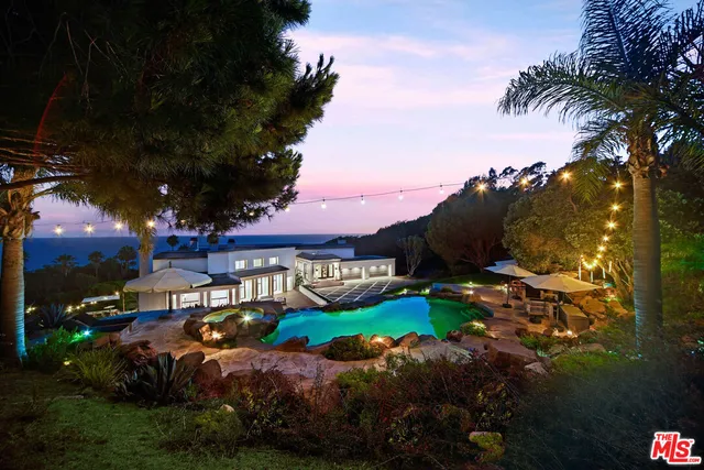$11,995,000 | 32597 Pacific Coast Highway, Malibu, CA 90265