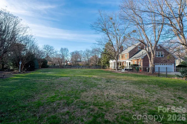 $1,299,000 | 5512 Bellerive Court, Charlotte, NC 28277