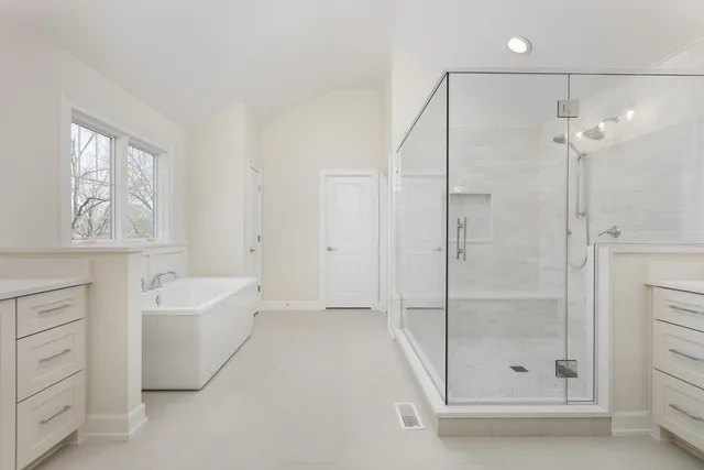 $1,697,000 | 31 Golden Larch Court, Naperville, IL 60540