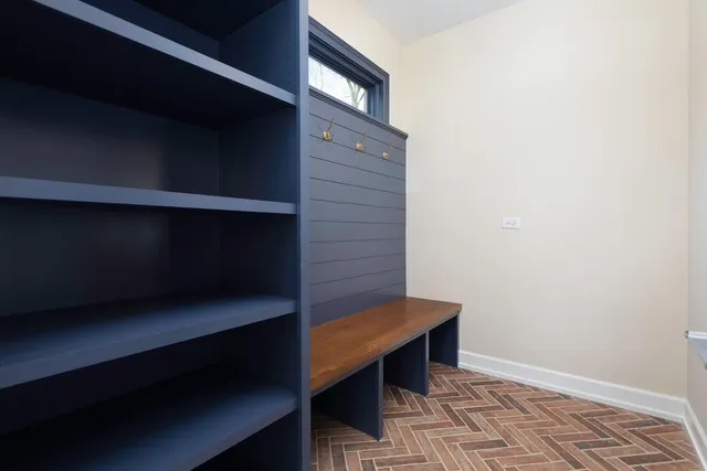 $1,697,000 | 31 Golden Larch Court, Naperville, IL 60540