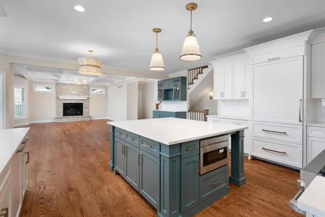 $1,697,000 | 31 Golden Larch Court, Naperville, IL 60540