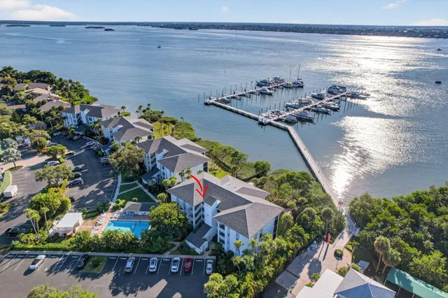 $5,100 | 390 Northeast Edgewater Drive, Unit 403, Stuart, FL 34996