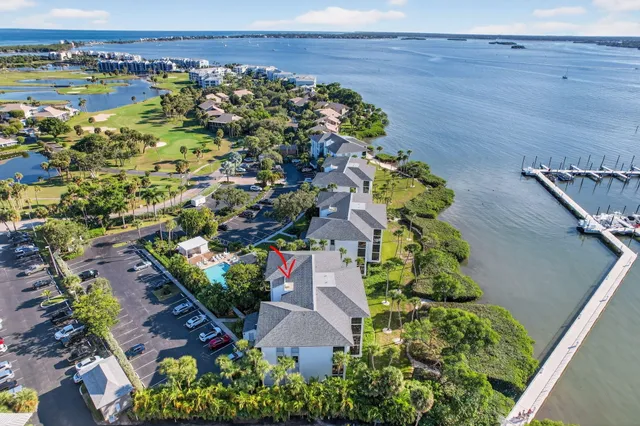 $5,100 | 390 Northeast Edgewater Drive, Unit 403, Stuart, FL 34996