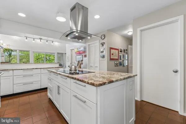 $1,800,000 | 2416 Sunny Meadow Lane, Vienna, VA 22181
