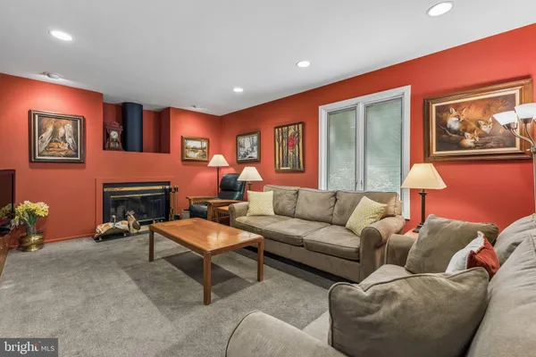 $1,800,000 | 2416 Sunny Meadow Lane, Vienna, VA 22181