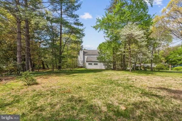$1,800,000 | 2416 Sunny Meadow Lane, Vienna, VA 22181