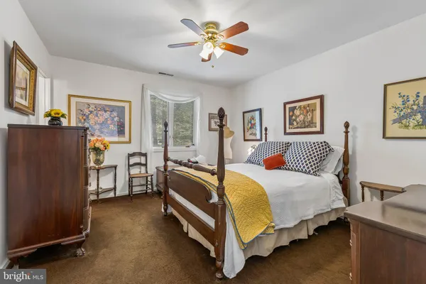 $1,800,000 | 2416 Sunny Meadow Lane, Vienna, VA 22181