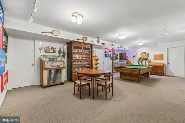 $1,800,000 | 2416 Sunny Meadow Lane, Vienna, VA 22181