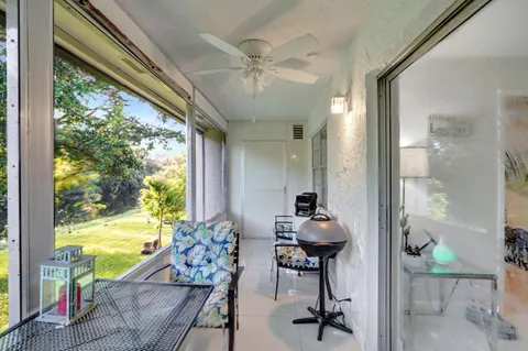 $125,000 | 130 Lake Meryl Drive, Unit 226, West Palm Beach, FL 33411