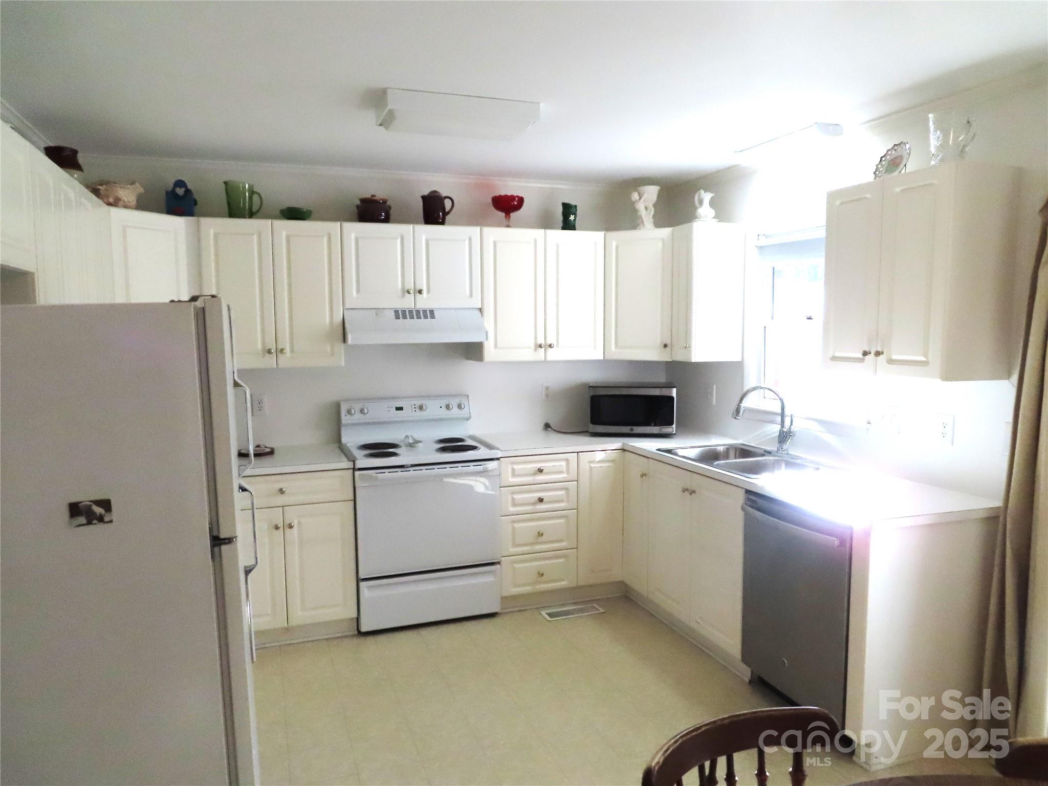 483 C E Stewart Road Clover, SC 29710 - Photo 15 of 30