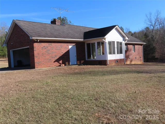 $495,000 | 483 C E Stewart Road, Clover, SC 29710