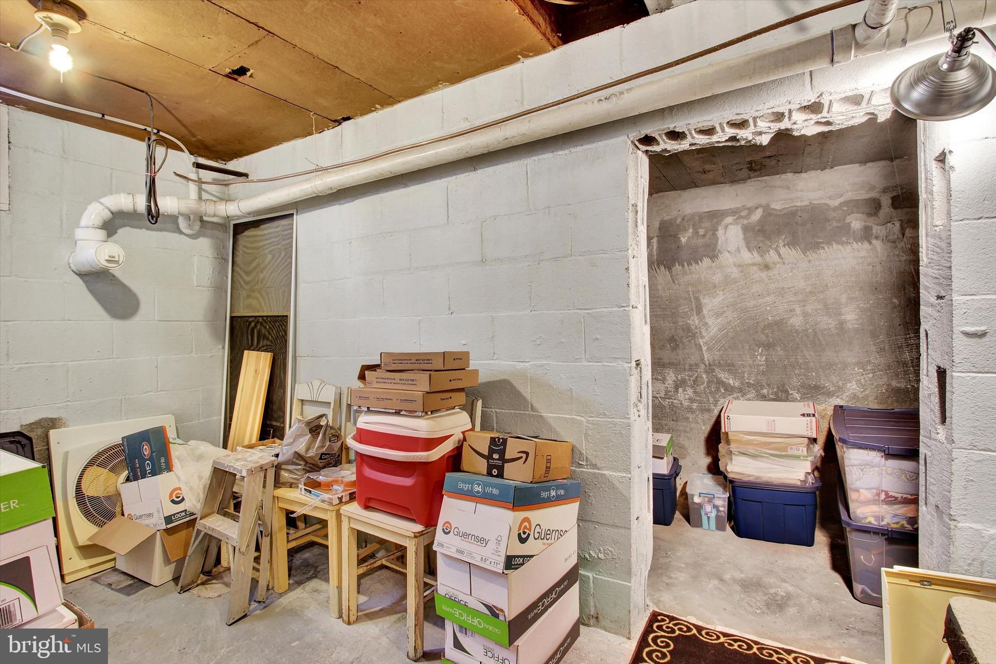 7632 Mentzer Gap Road Waynesboro, PA 17268 - Photo 23 of 28 STORAGE