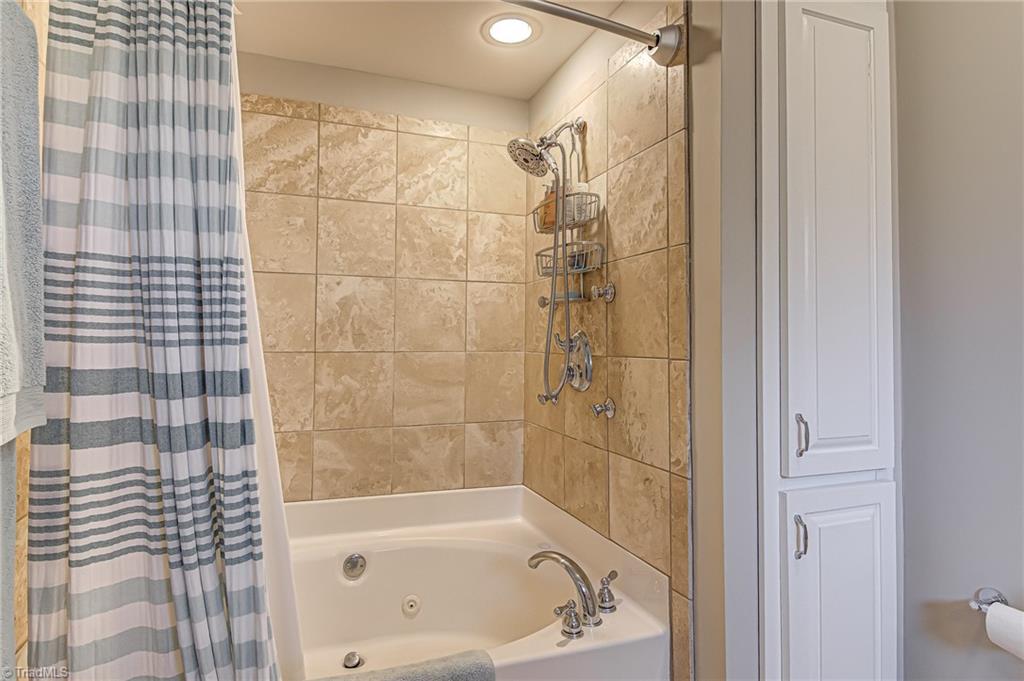 983 Avon Road Winston-Salem, NC 27104 - Photo 27 of 45 Gallery Image 27