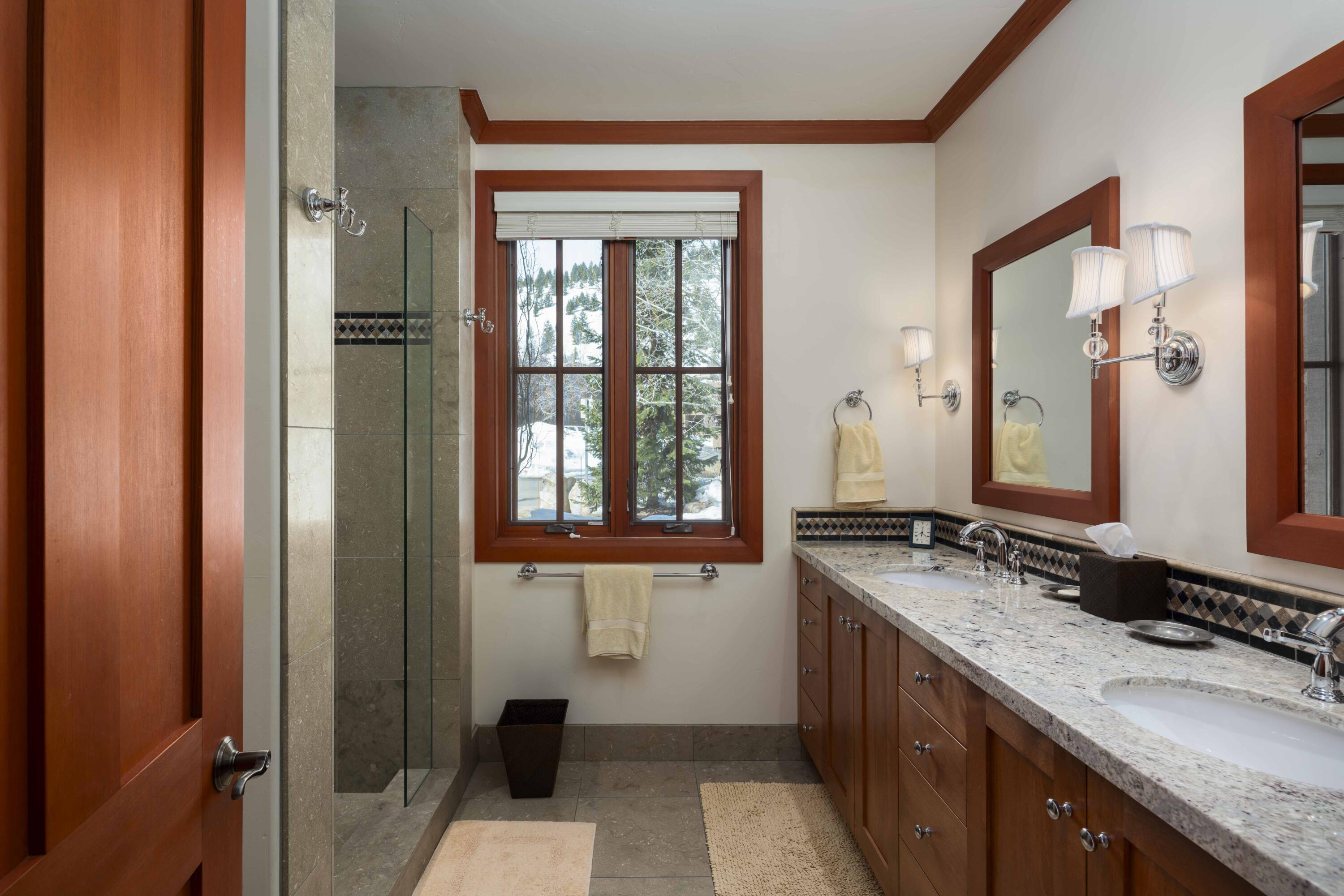 115 Ritchie Drive Ketchum, ID 83340 - Photo 26 of 48 Suite 2 bath