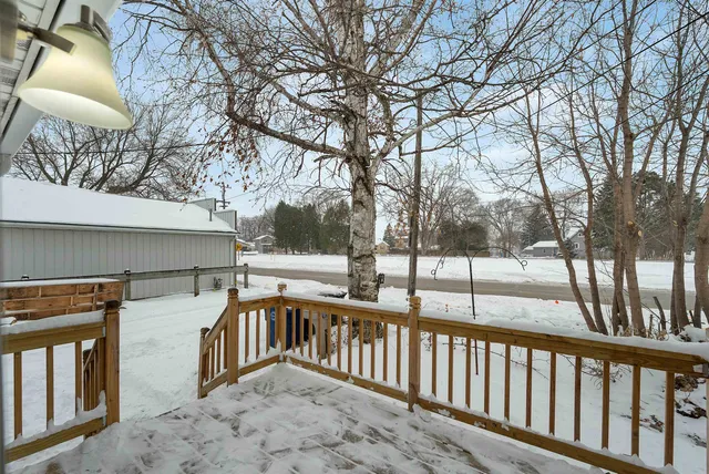 $235,000 | 412 Ft Howard Avenue, De Pere, WI 54115