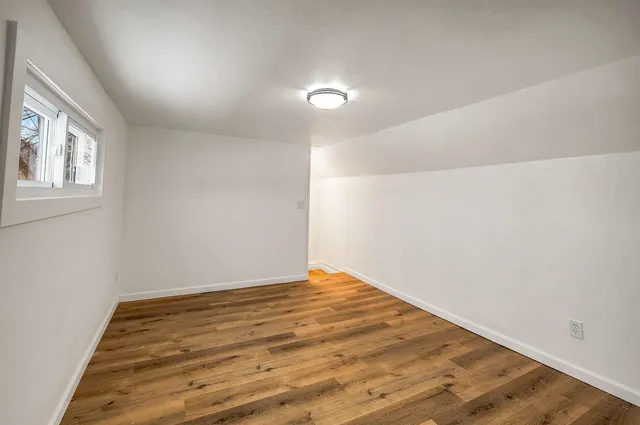 $235,000 | 412 Ft Howard Avenue, De Pere, WI 54115