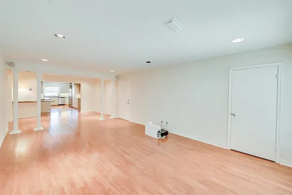 $1,990 | 6349 Diamond Head Circle, Unit C, Dallas, TX 75225