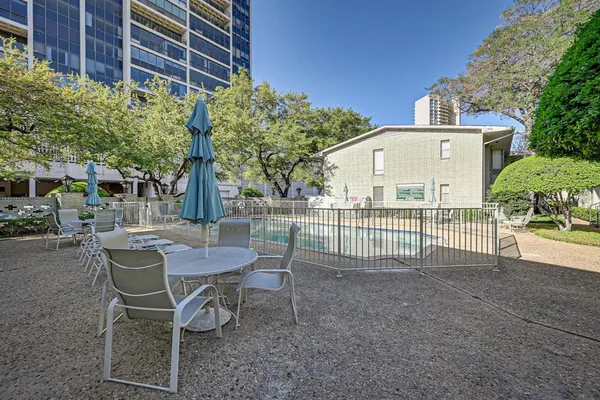 $1,990 | 6349 Diamond Head Circle, Unit C, Dallas, TX 75225