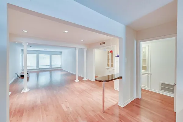 $1,990 | 6349 Diamond Head Circle, Unit C, Dallas, TX 75225