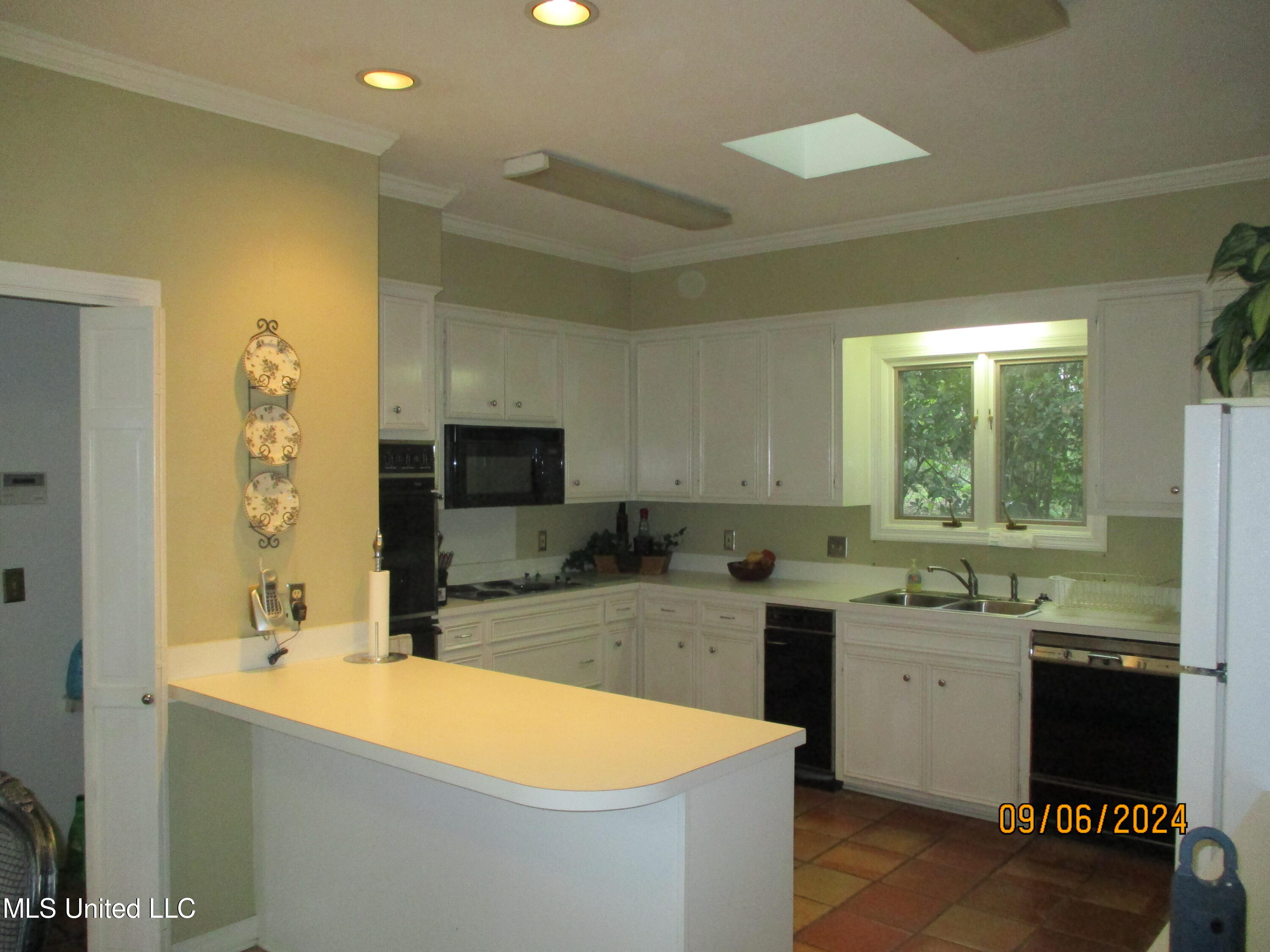 212 Autumn Ridge Drive Jackson, MS 39211 - Photo 6 of 44 IMG_0012