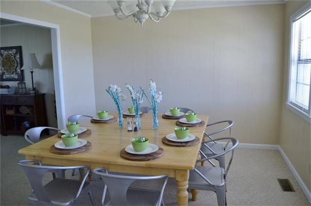 266 Bumpus Mills Road Dover, TN 37058 - Photo 9 of 20 Dining room.