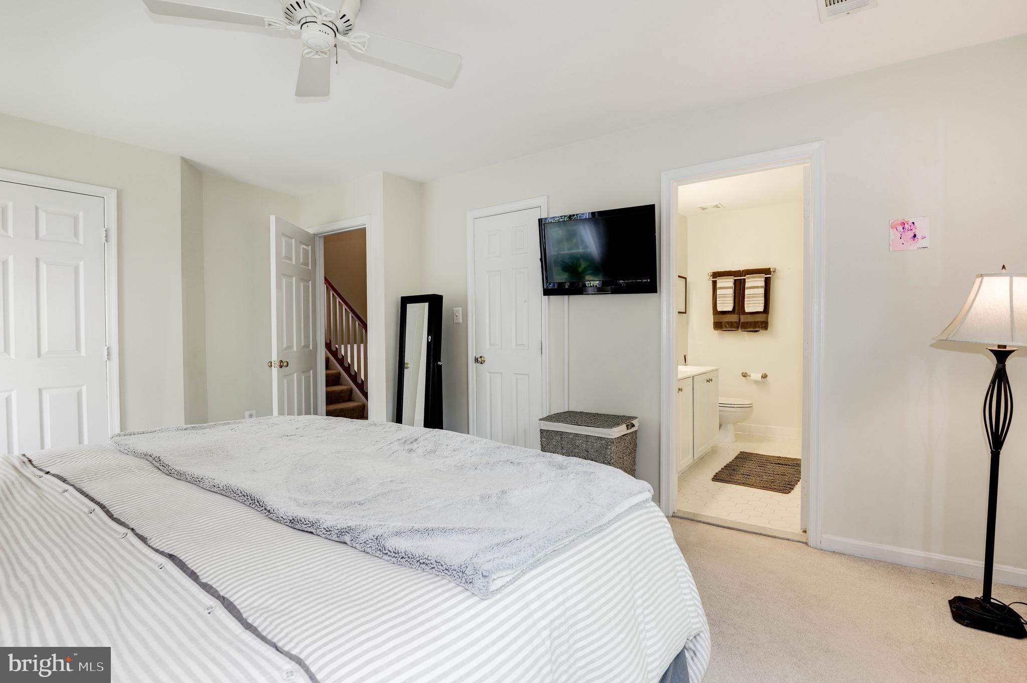 1265 Weatherstone Court Reston, VA 20194 - Photo 17 of 40