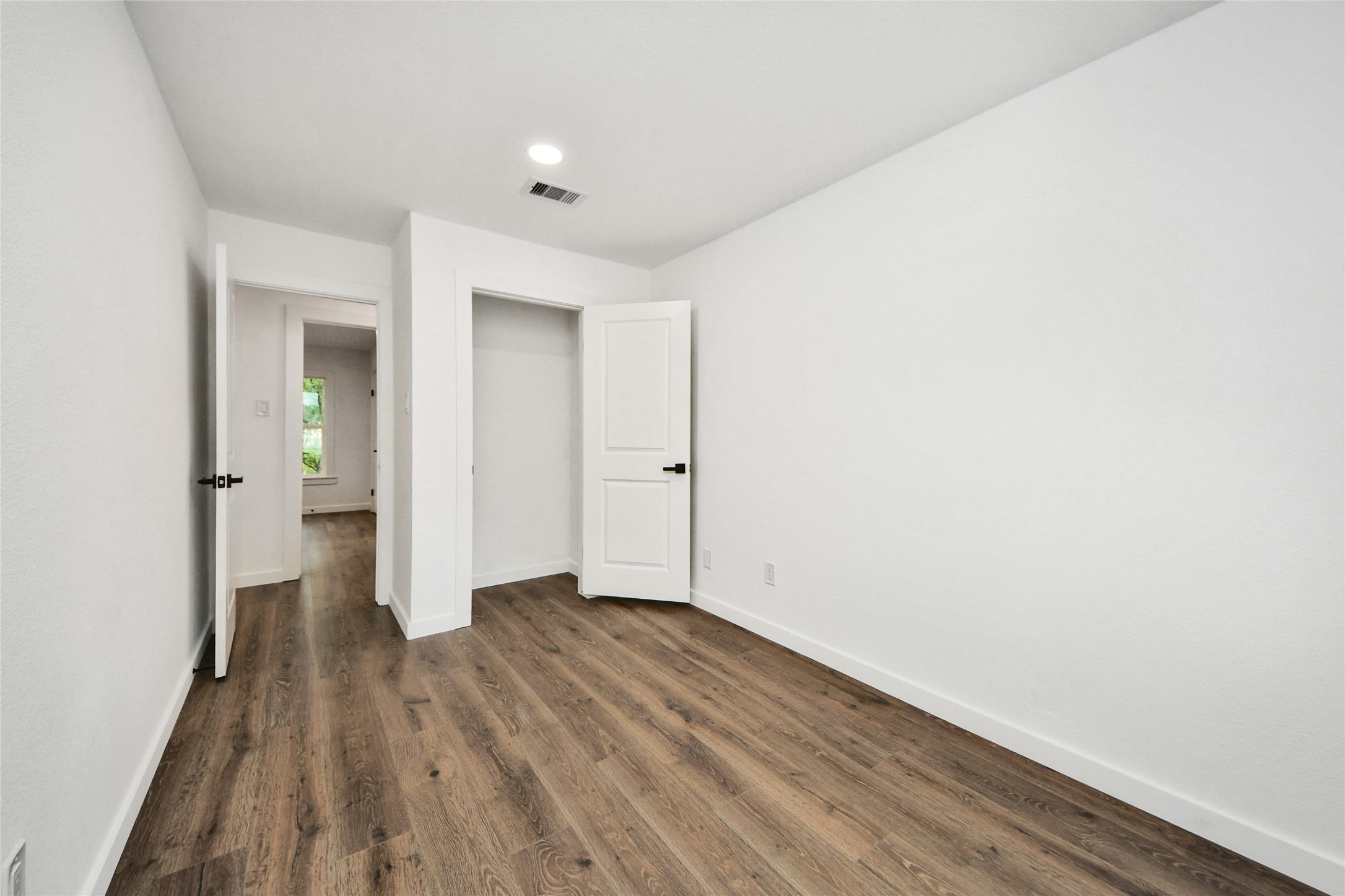 33 Kittiwake Court Spring, TX 77380 - Photo 17 of 27