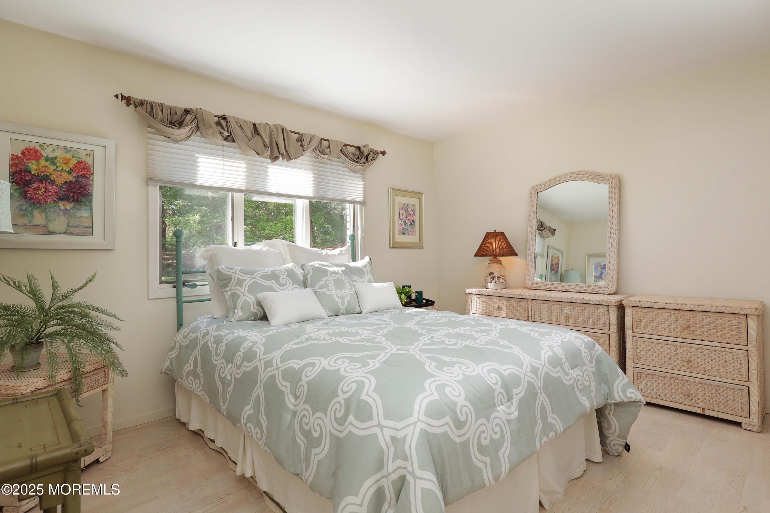 68 Middletown Road Holmdel, NJ 07733 - Photo 41 of 68 3rd bedroom