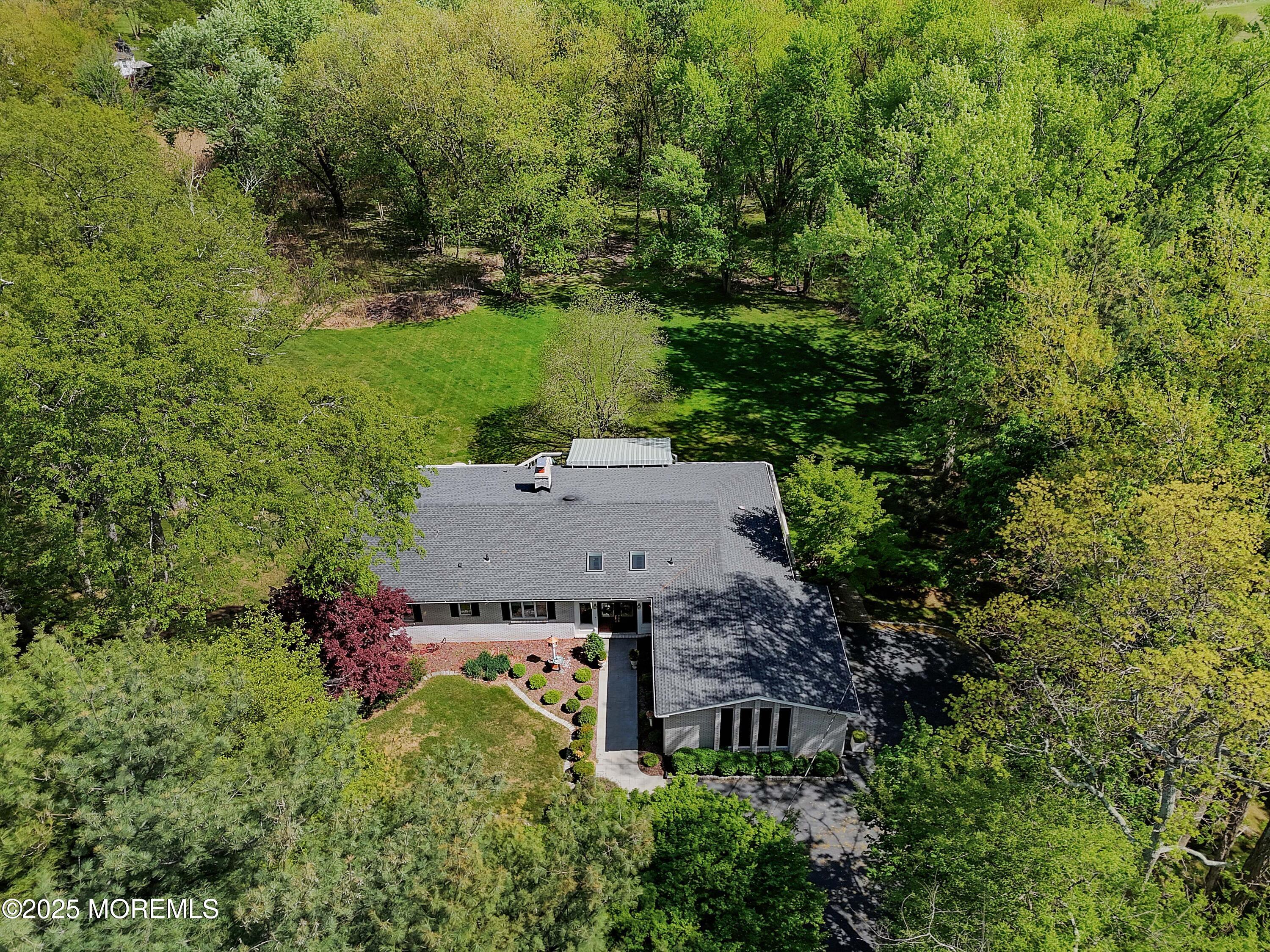 68 Middletown Road Holmdel, NJ 07733 - Photo 64 of 68 DJI_20250430150238_0112_D_3_D_4_D_5_D_6_