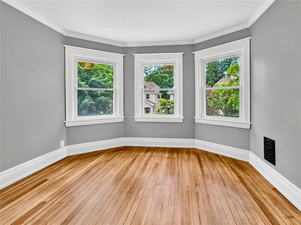 132 Mulberry Street Rochester, NY 14620 - Photo 19 of 50 2nd bedroom