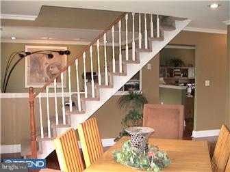 142 Idlewild Road Levittown, PA 19057 - Photo 3 of 7 Gallery Image 3