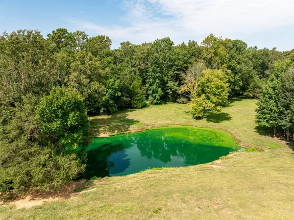 $1,479,500 | 5624 Farm To Market Road 323, Palestine, TX 75801