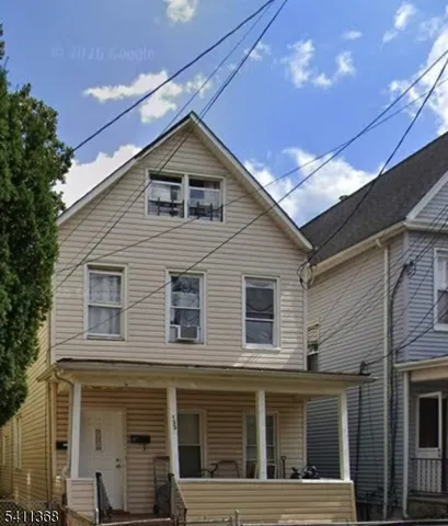 $2,600 | 133 Smith Street, Elizabeth, NJ 07201