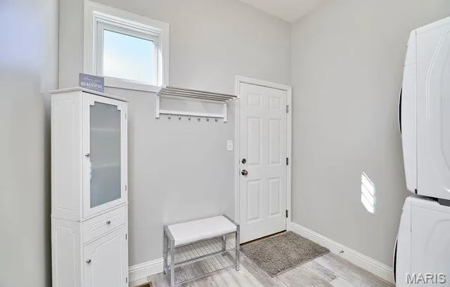 $385,000 | 6226 Suntan Drive, St. Charles, MO 63301