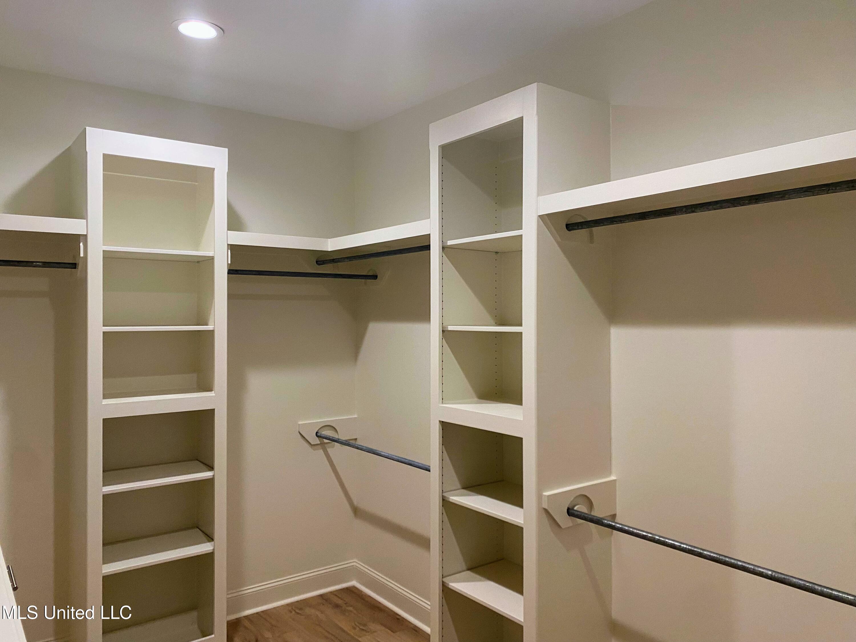 129 Salus Bend Clinton, MS 39056 - Photo 16 of 18 IMG_0890