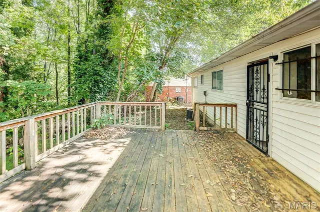 $89,000 | 6 Hilltop Place, East St. Louis, IL 62203