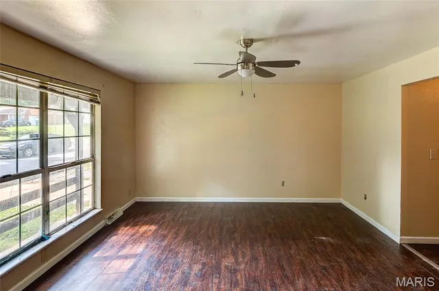 $89,000 | 6 Hilltop Place, East St. Louis, IL 62203