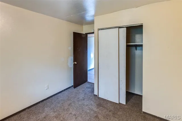 $89,000 | 6 Hilltop Place, East St. Louis, IL 62203