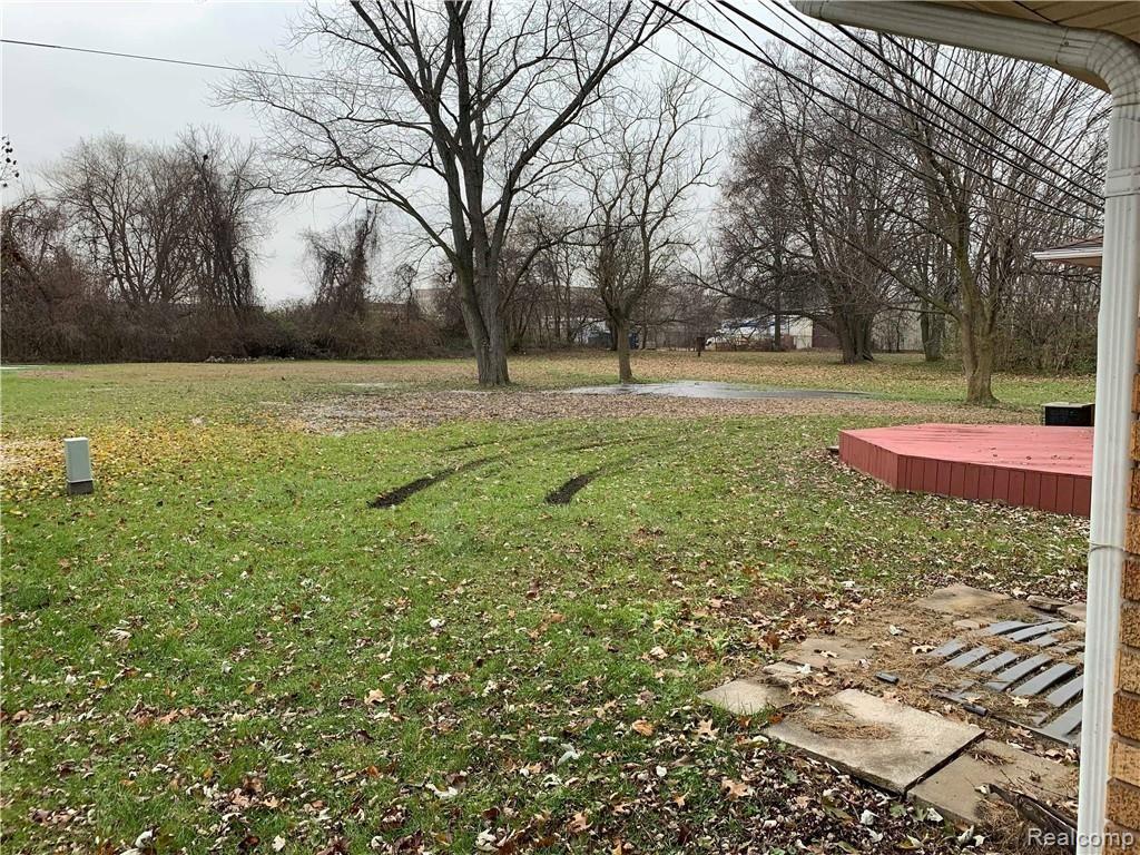 26523 Ecorse Road Taylor, MI 48180 - Photo 3 of 28
