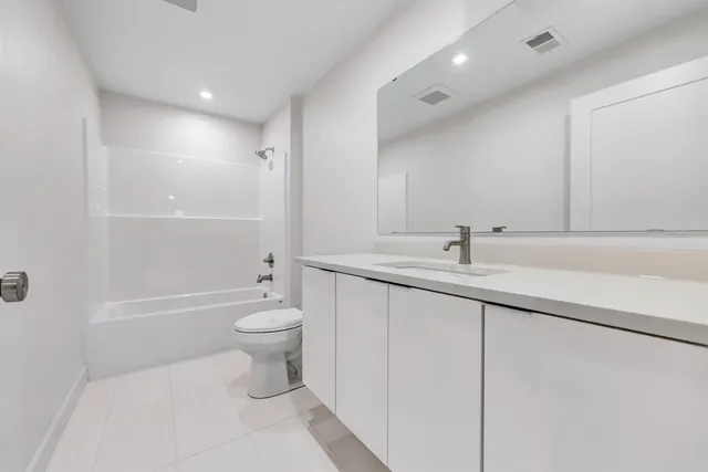 $689,900 | 1780 Bobby Jones Drive, De Pere, WI 54115