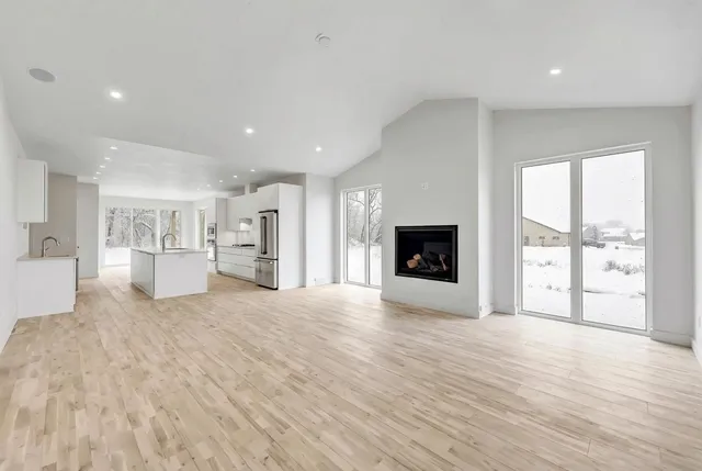 $689,900 | 1780 Bobby Jones Drive, De Pere, WI 54115