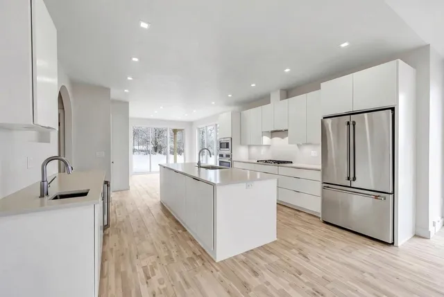 $689,900 | 1780 Bobby Jones Drive, De Pere, WI 54115