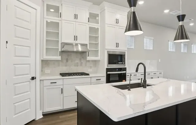 $387,800 | 7403 Crown Maples Drive, Atascocita, TX 77346