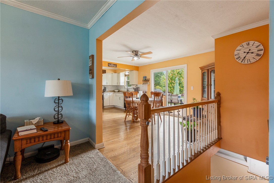 6204 Eric Drive Floyds Knobs, IN 47119 - Photo 12 of 40