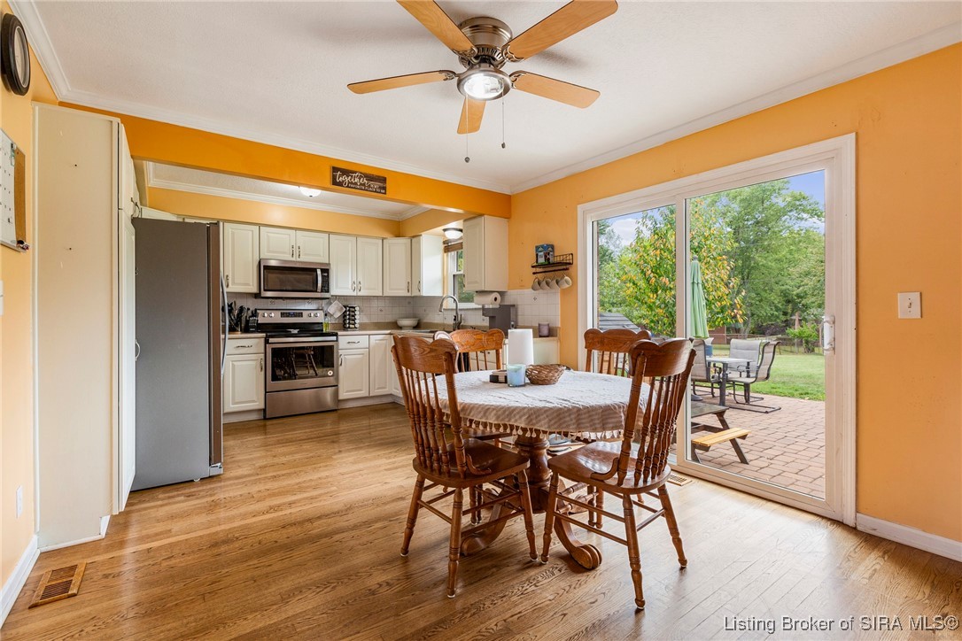 6204 Eric Drive Floyds Knobs, IN 47119 - Photo 13 of 40