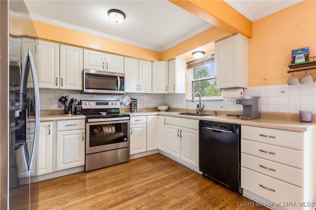 6204 Eric Drive Floyds Knobs, IN 47119 - Photo 15 of 40